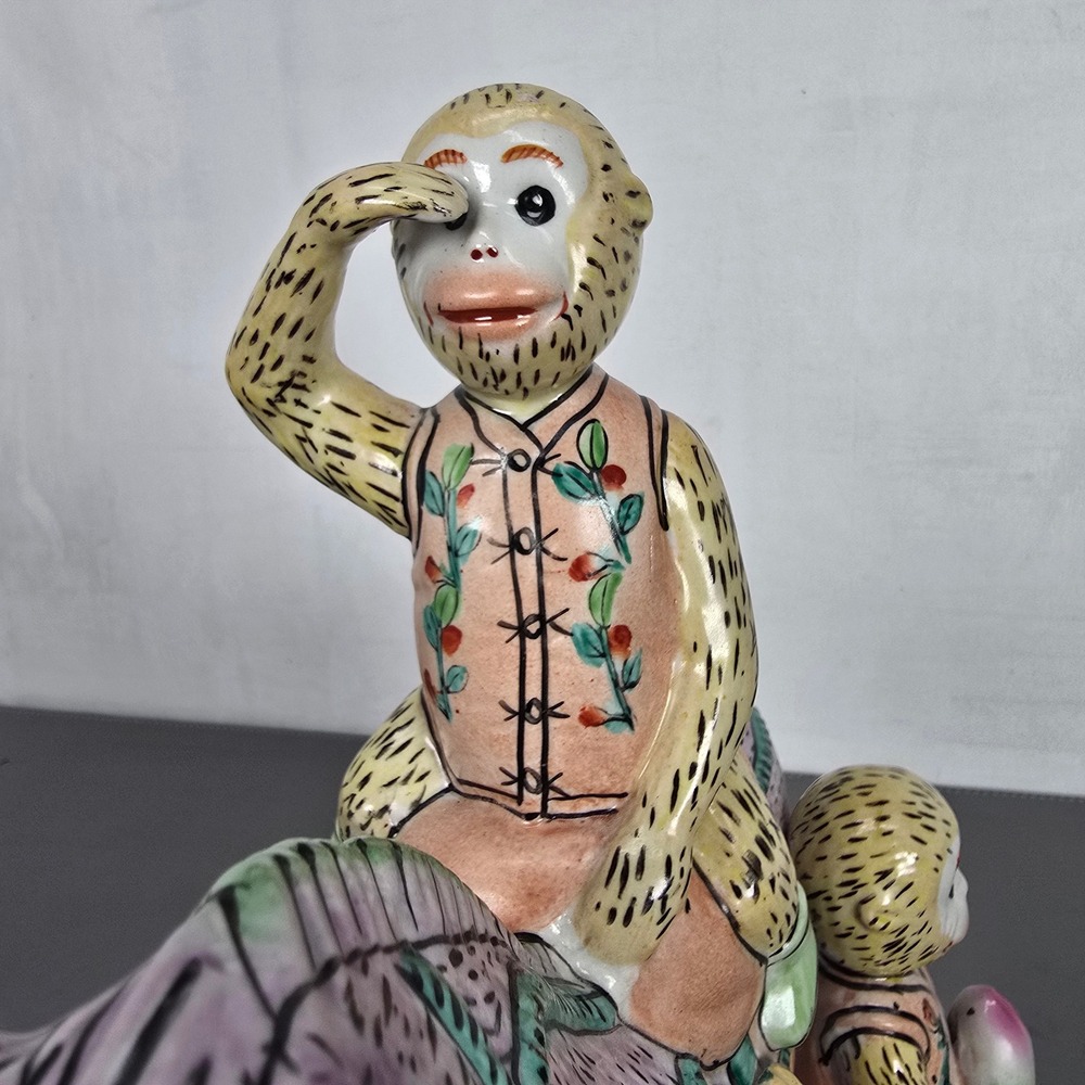 Chinese Famille Rose Porcelain Monkey Riding Horse Figurine Ma Shang Feng Hou - Picture 7 of 14